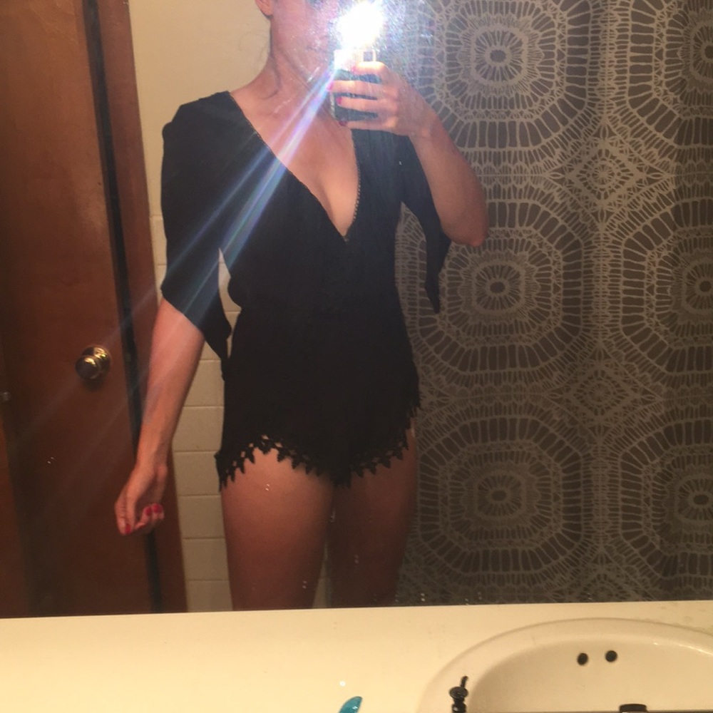 Black dress. Can be dressed up or down! 🖤💋